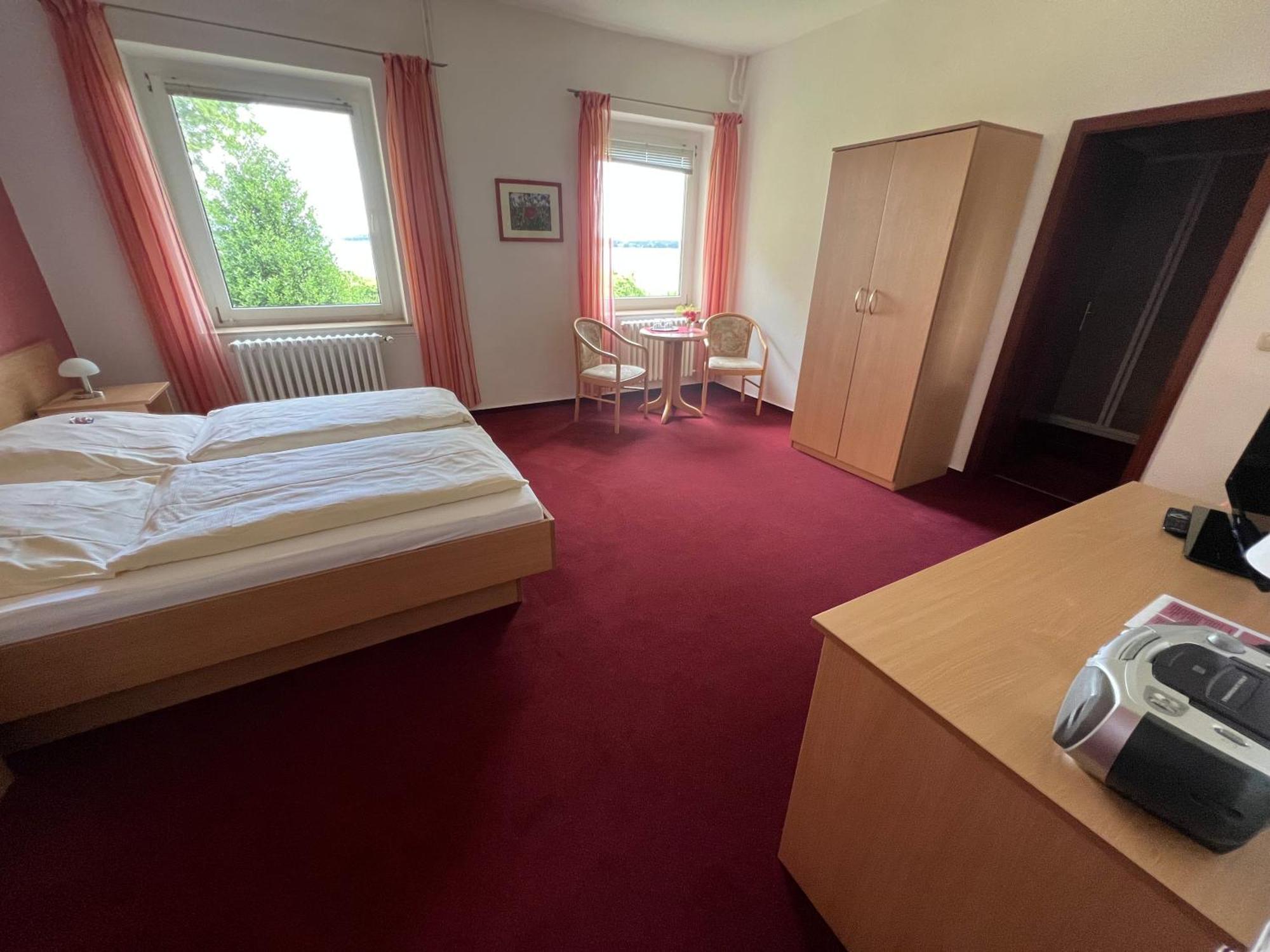 Gaestehaus Niederhof Sundhagen-Niederhof Стая снимка